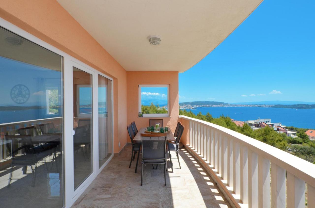 Apartment Elza Trogir Exteriör bild
