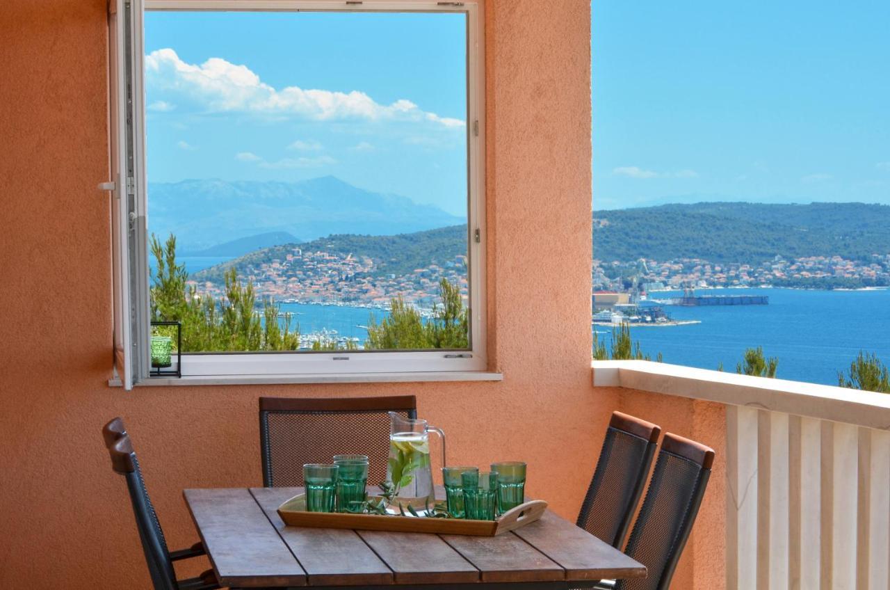 Apartment Elza Trogir Exteriör bild