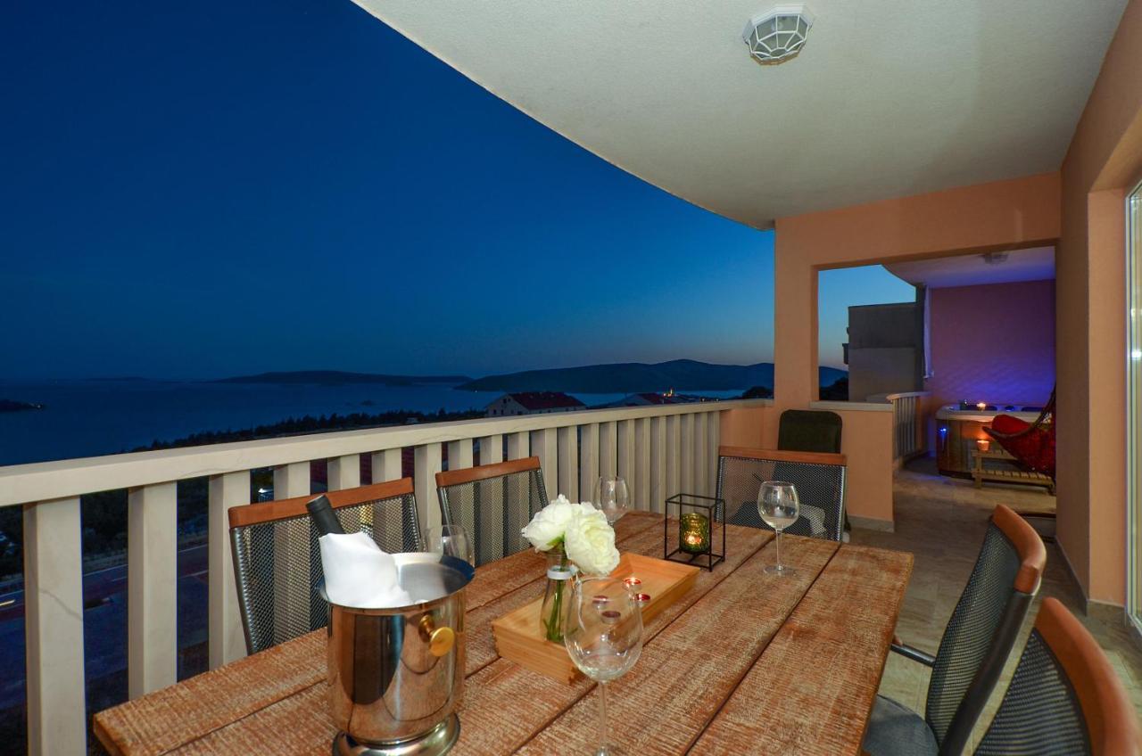 Apartment Elza Trogir Exteriör bild