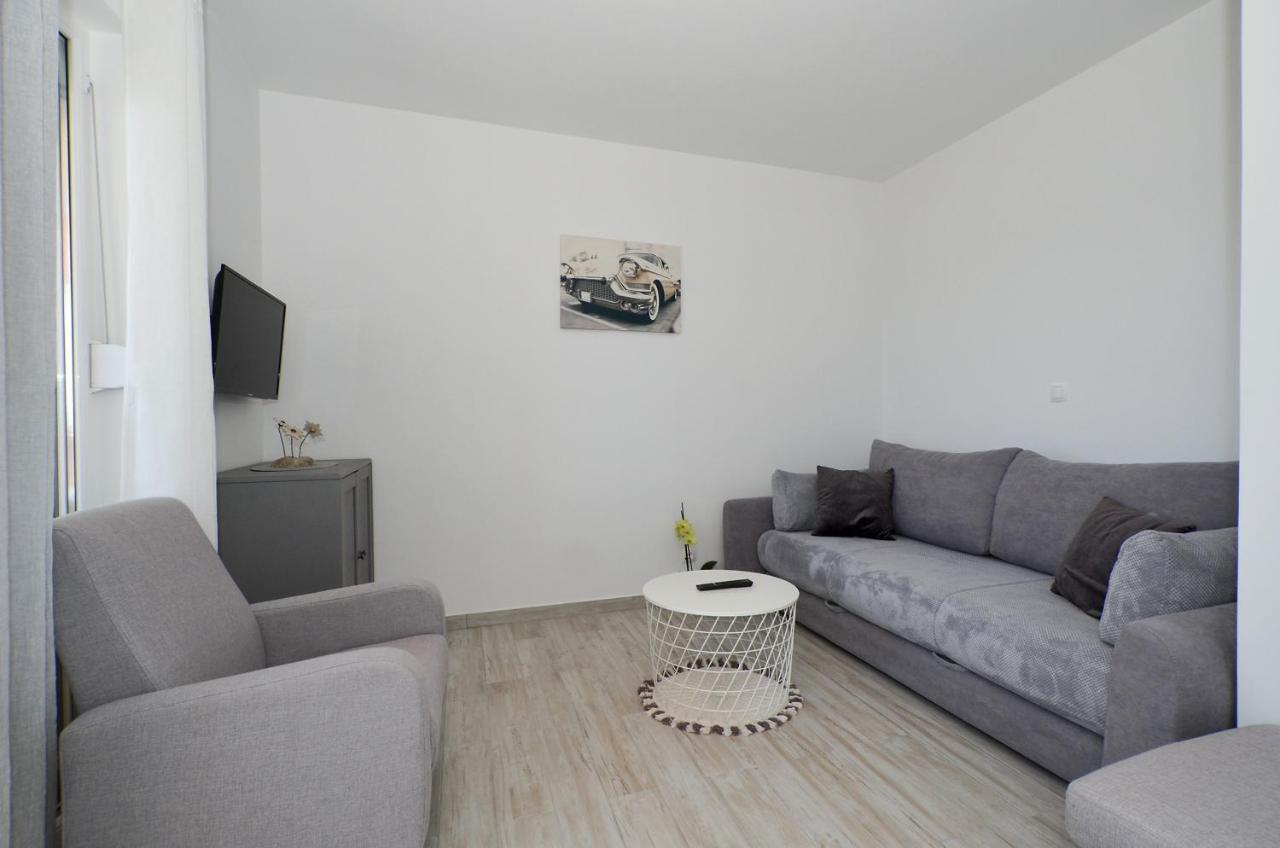 Apartment Elza Trogir Exteriör bild