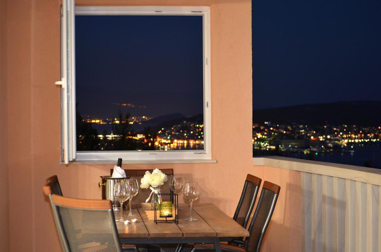 Apartment Elza Trogir Exteriör bild