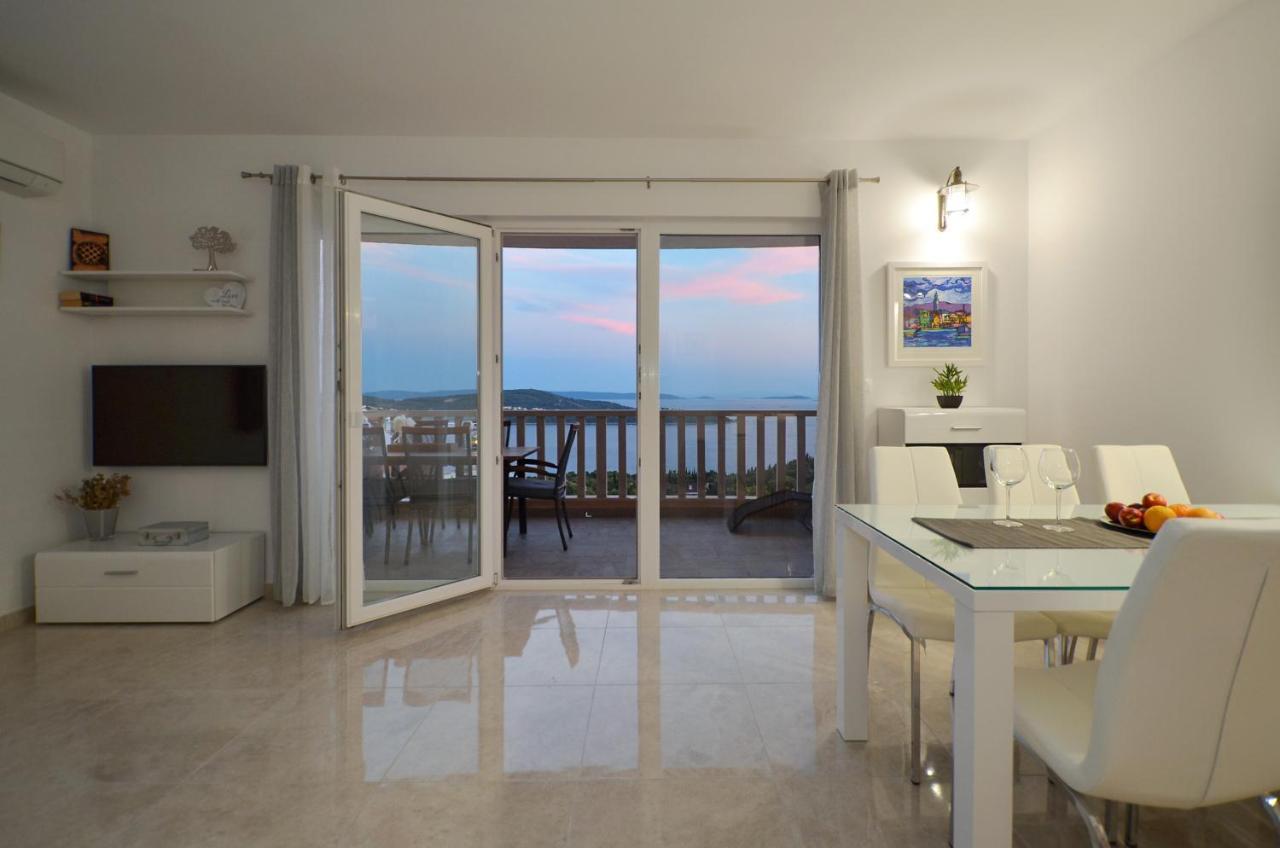 Apartment Elza Trogir Exteriör bild