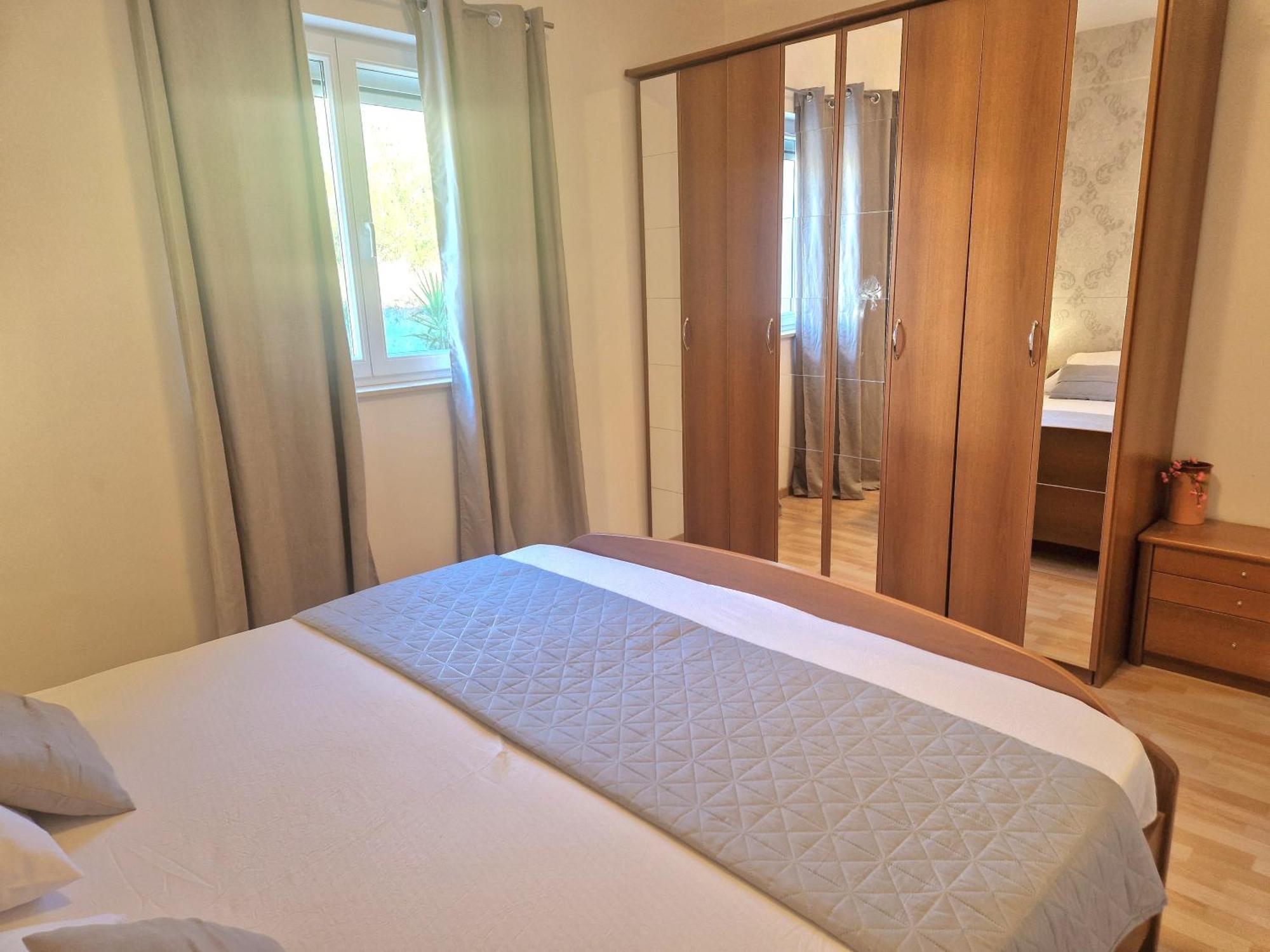 Apartment Elza Trogir Exteriör bild
