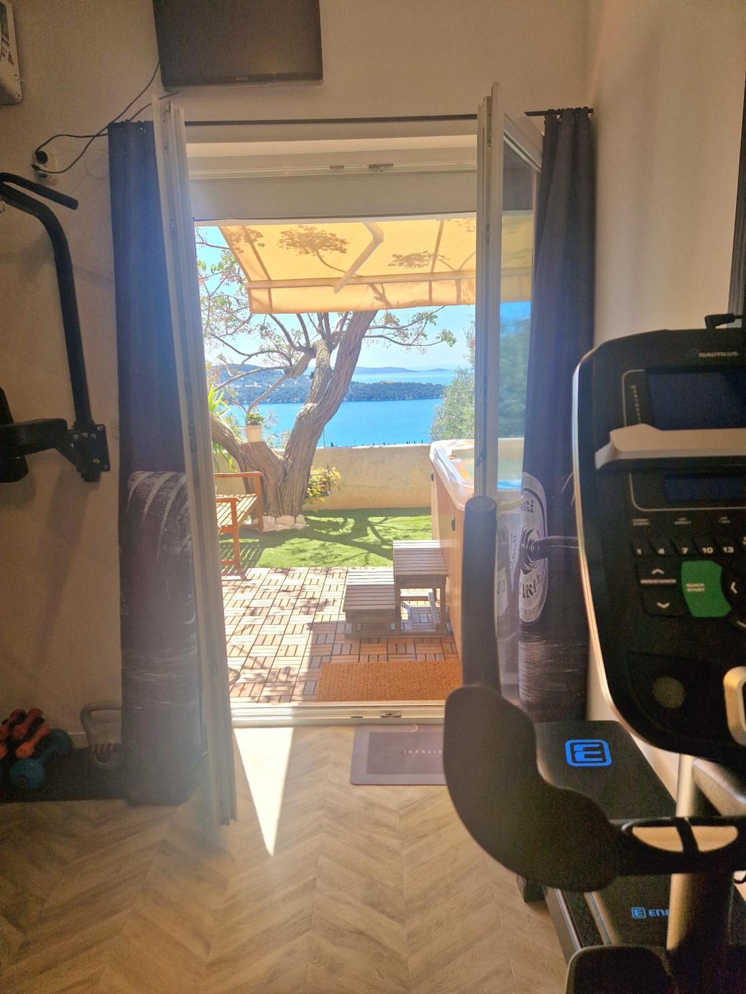 Apartment Elza Trogir Exteriör bild